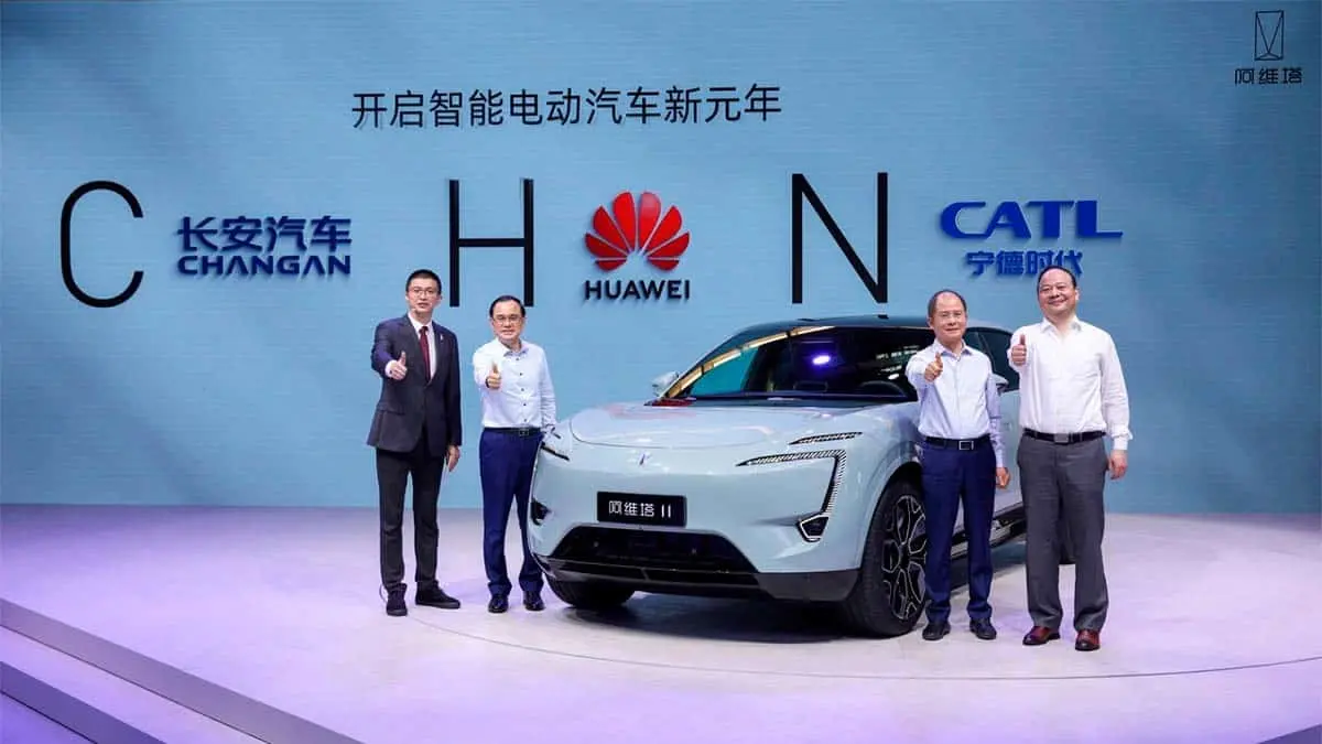 CHN - Presentaci&oacute;n nueva plataforma de desarrollo para coches el&eacute;ctricos
