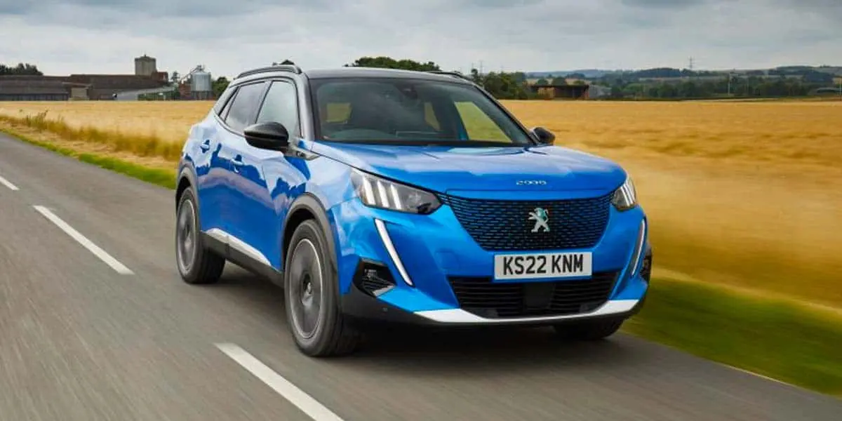 Foto del Peugeot e-2008 de 2023