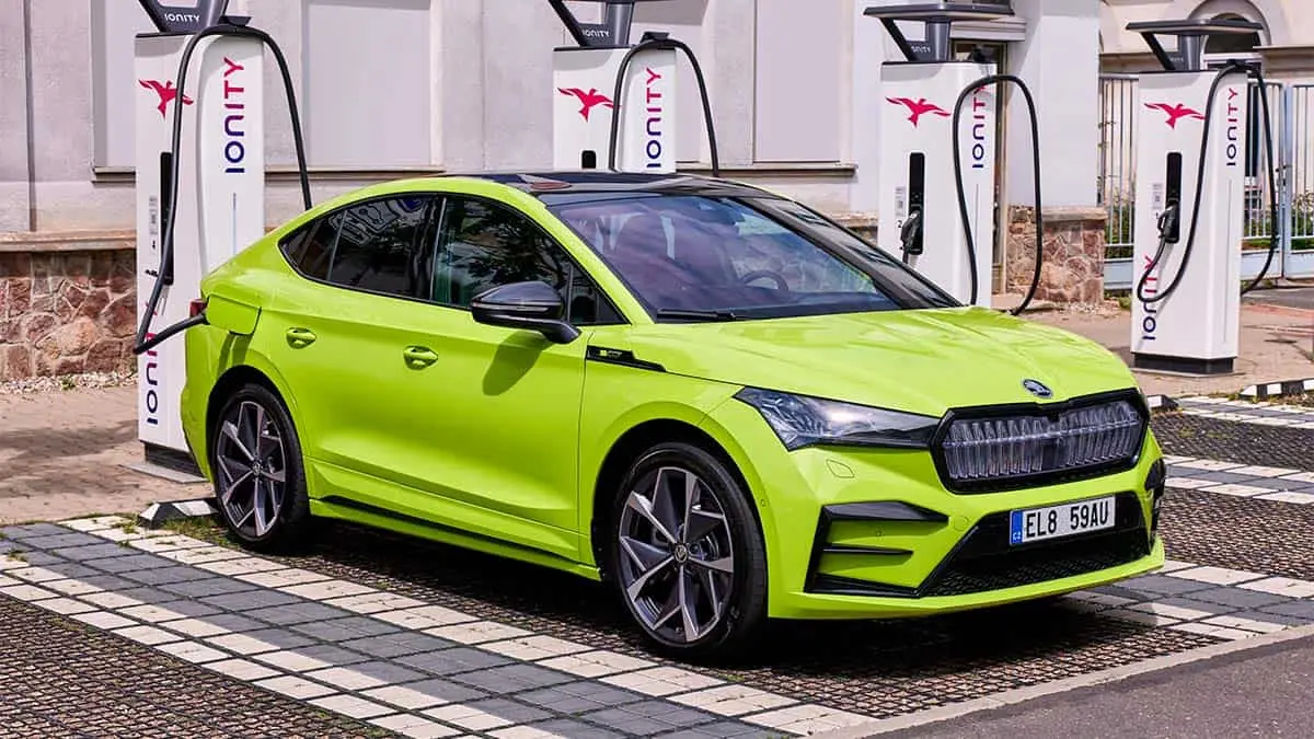 Funci&oacute;n Plug & Charge en el Skoda Enyaq iV