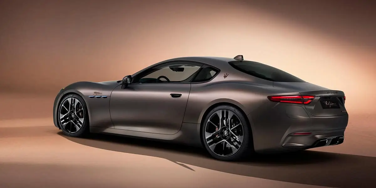 Maserati-GranTurismo-Folgore-totalmente-electrico_lateral-trasera