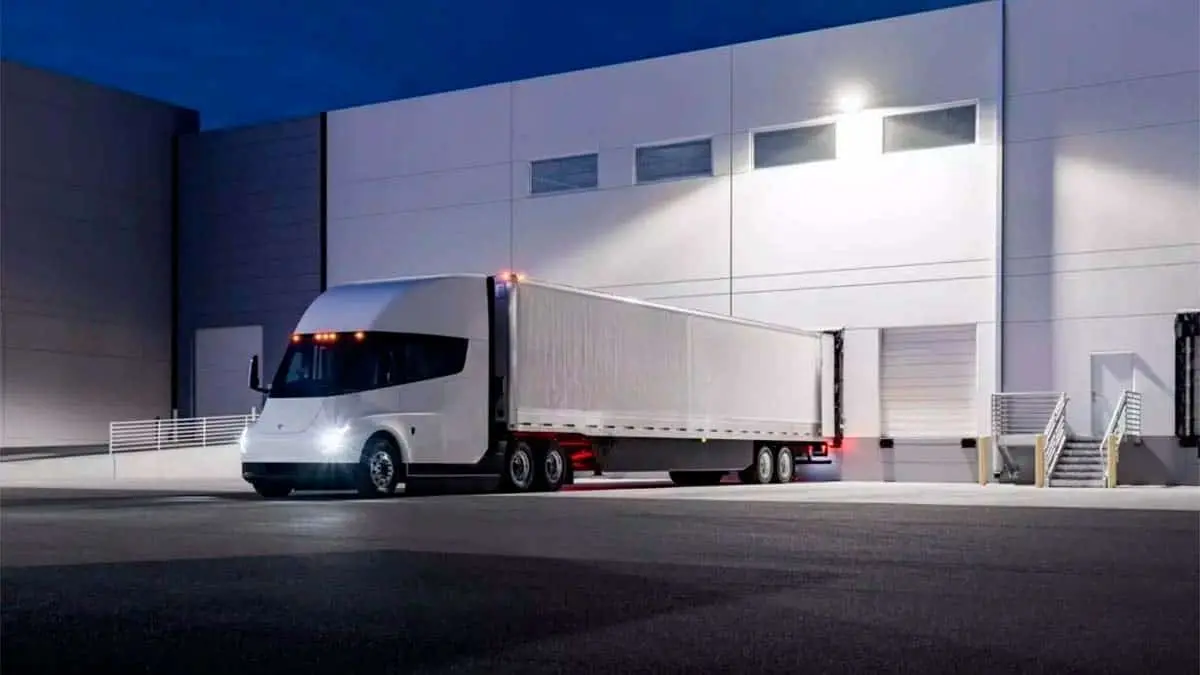 Cami&oacute;n el&eacute;ctrico Tesla Semi