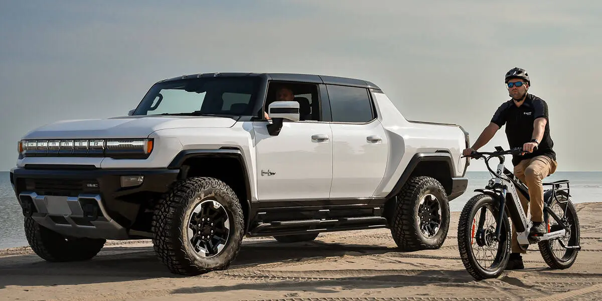 GMC-Hummer-EV-AWD-eBike_paralelo-pickup