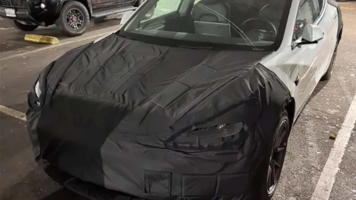 Nuevo Tesla Model 3 camuflado