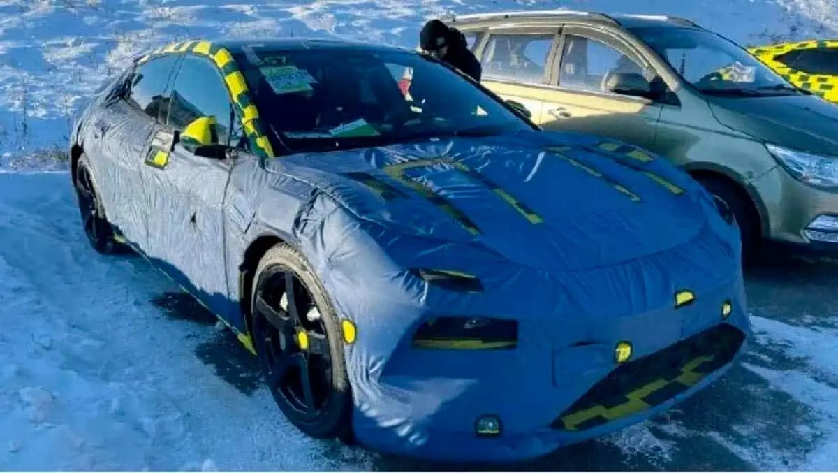 Foto del Lotus Envya cazado en Mongolia