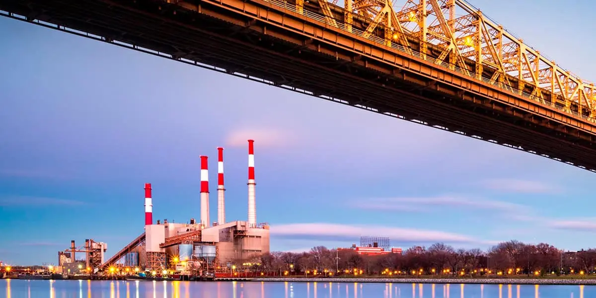 Ravenswood-Generating-Station_planta-combustibles-fosiles-Nueva-York