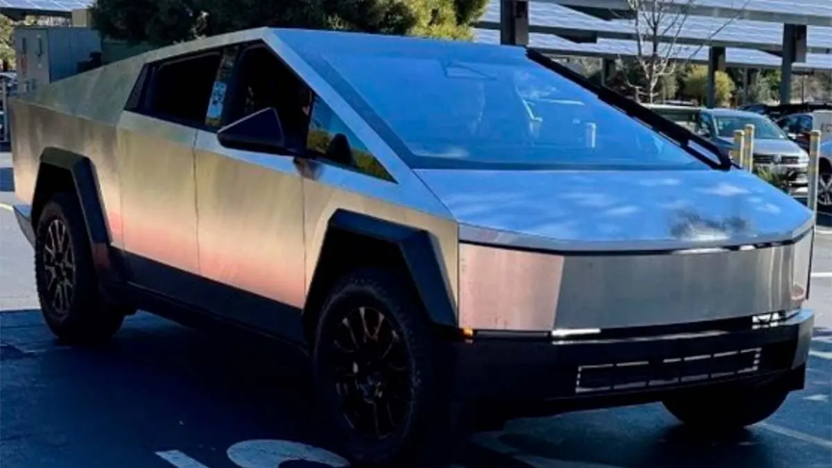 Tesla Cybertruck en su versi&oacute;n beta