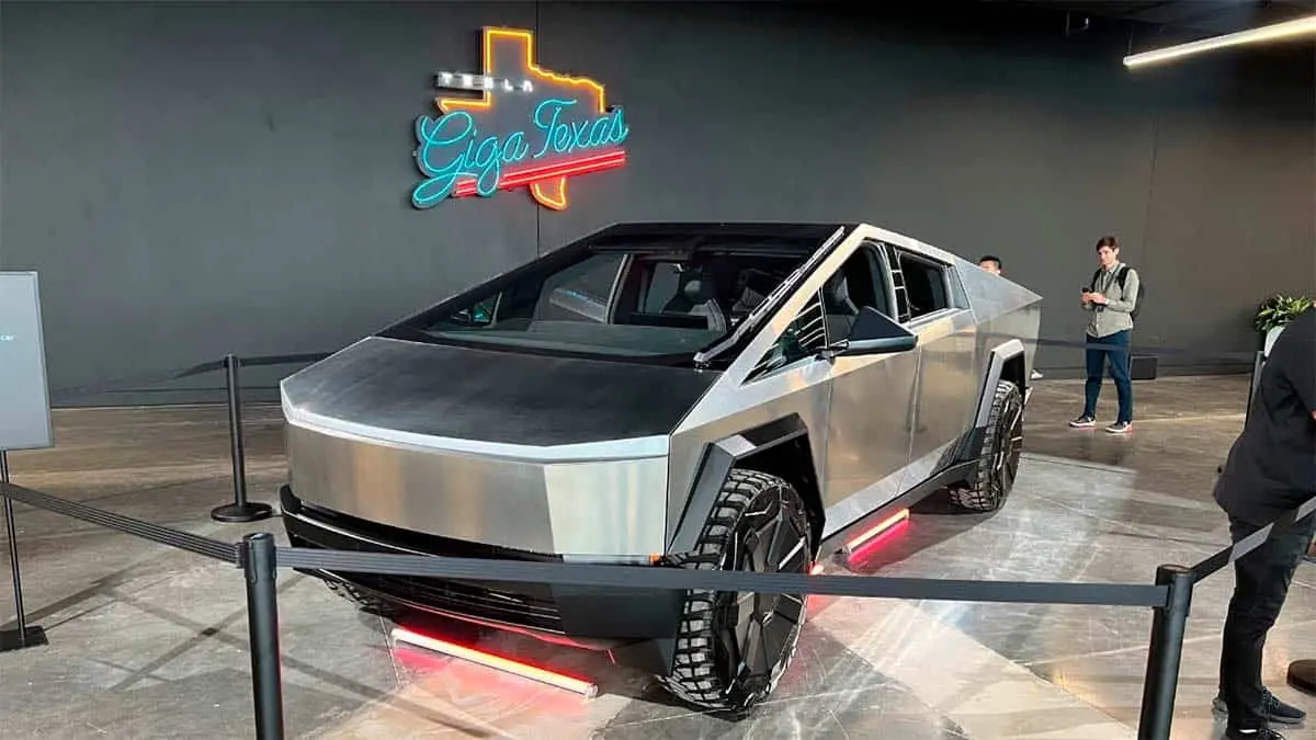 Tesla Cybertruck en la GIga Texas