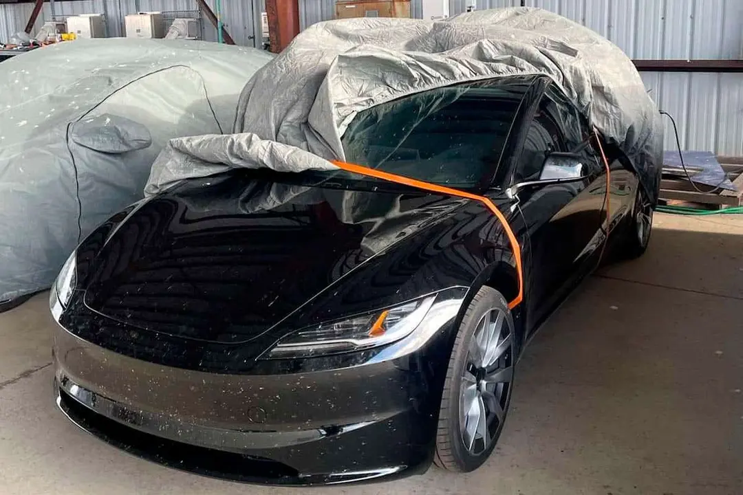 Foto esp&iacute;a del Tesla Model 3 2023 (Highland)