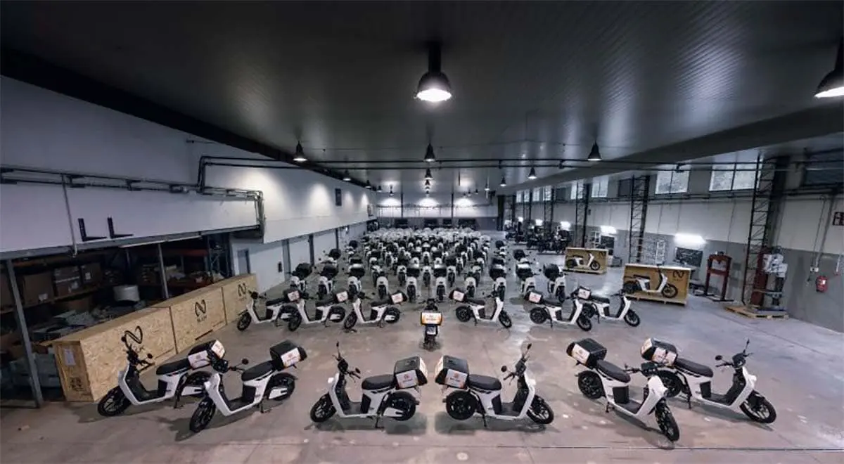 Nuuk, motos el&eacute;ctricas para el reparto a domicilio de Burguer King
