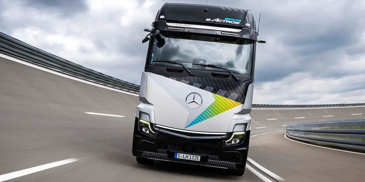 Mercedes-Benz-eActros-600_antes_LongHaul