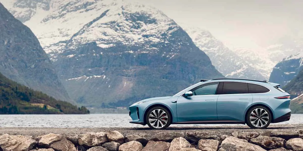 NIO-ET5-Touring_lateral