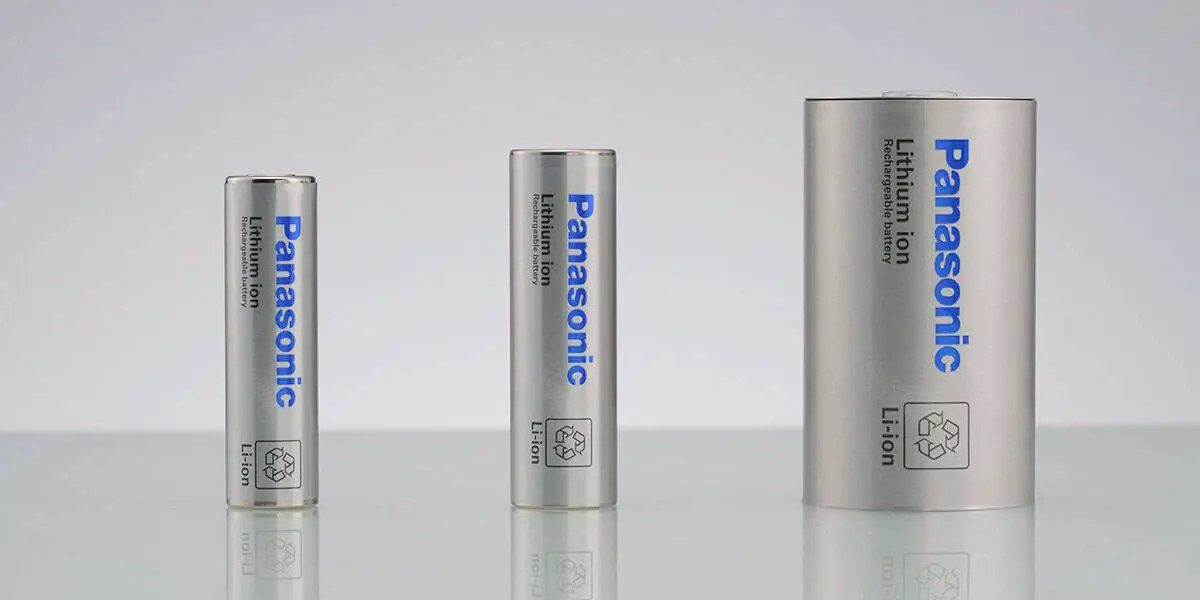 Panasonic-acuerdo-suministro-Mazda