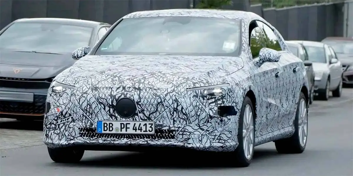 Mercedes-Benz camuflaje - EQ CLA