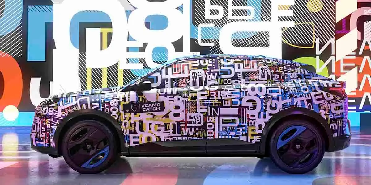 Peugeot-e-3008_camuflaje-Camocatch__