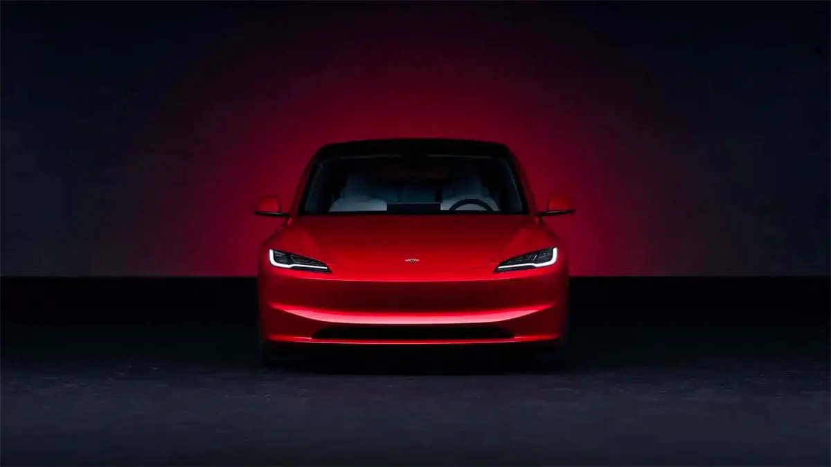 Tesla Model 3 Highland frontal