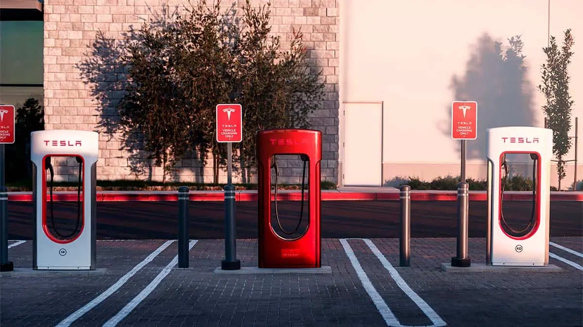Supercharger de Tesla n&uacute;mero 50.000 de color rojo