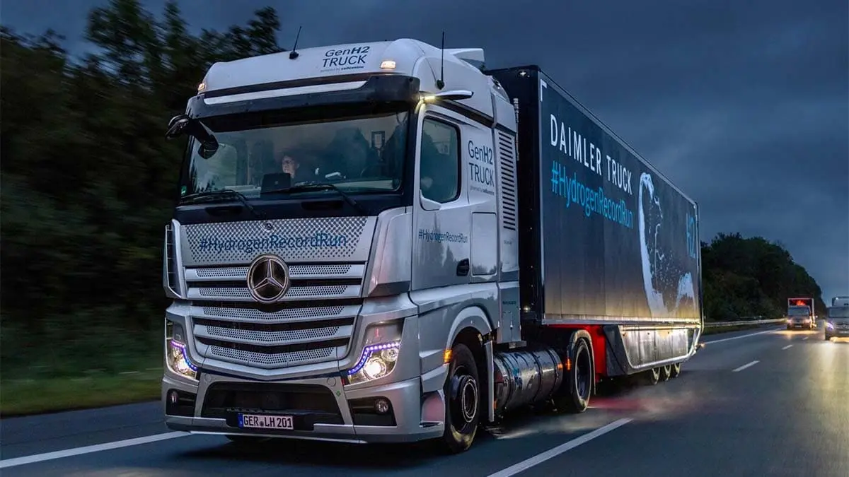 Mercedes-Benz Gen2 - Cami&oacute;n de hidr&oacute;geno
