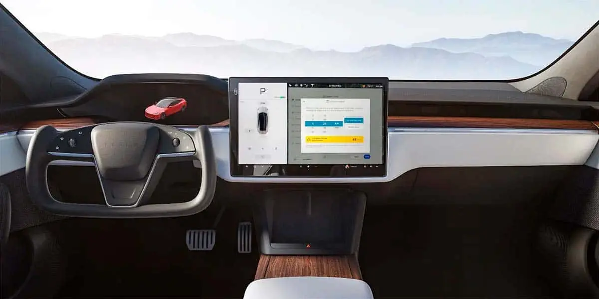 Actualizaci&oacute;n Software en coche Tesla