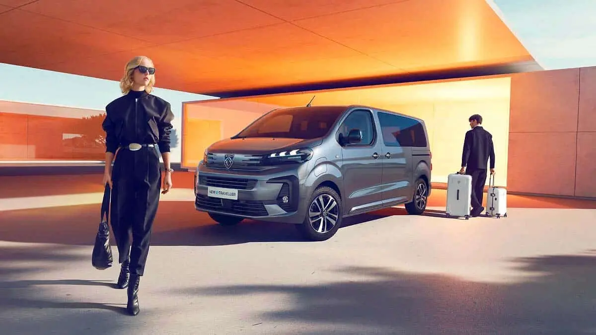 Peugeot e-Traveller 2023