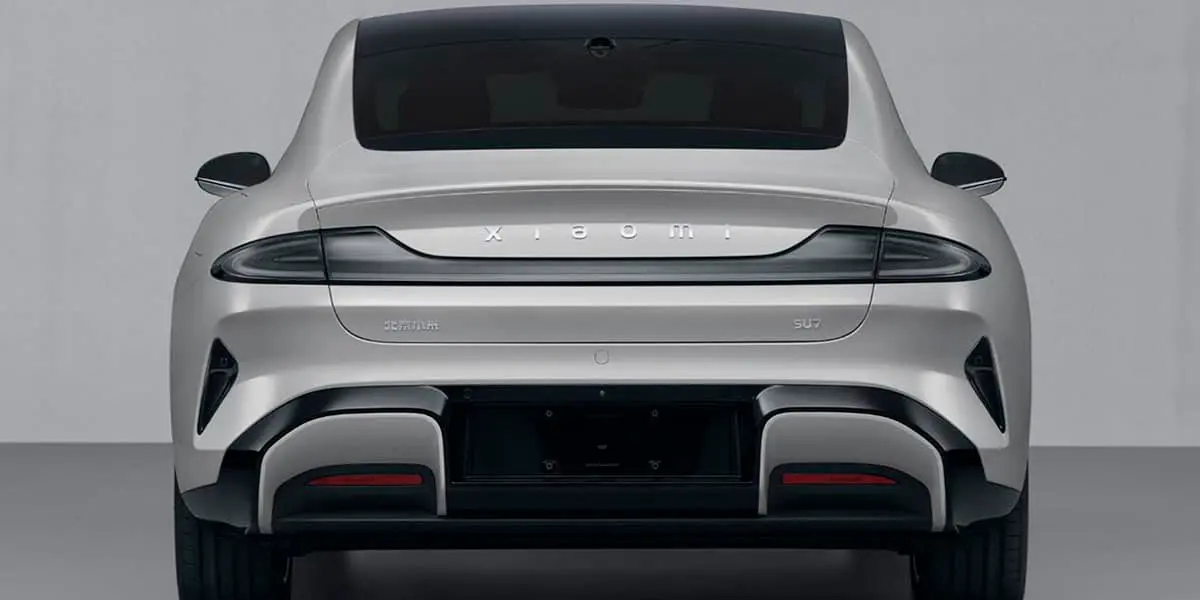 Xiaomi-SU7_trasera