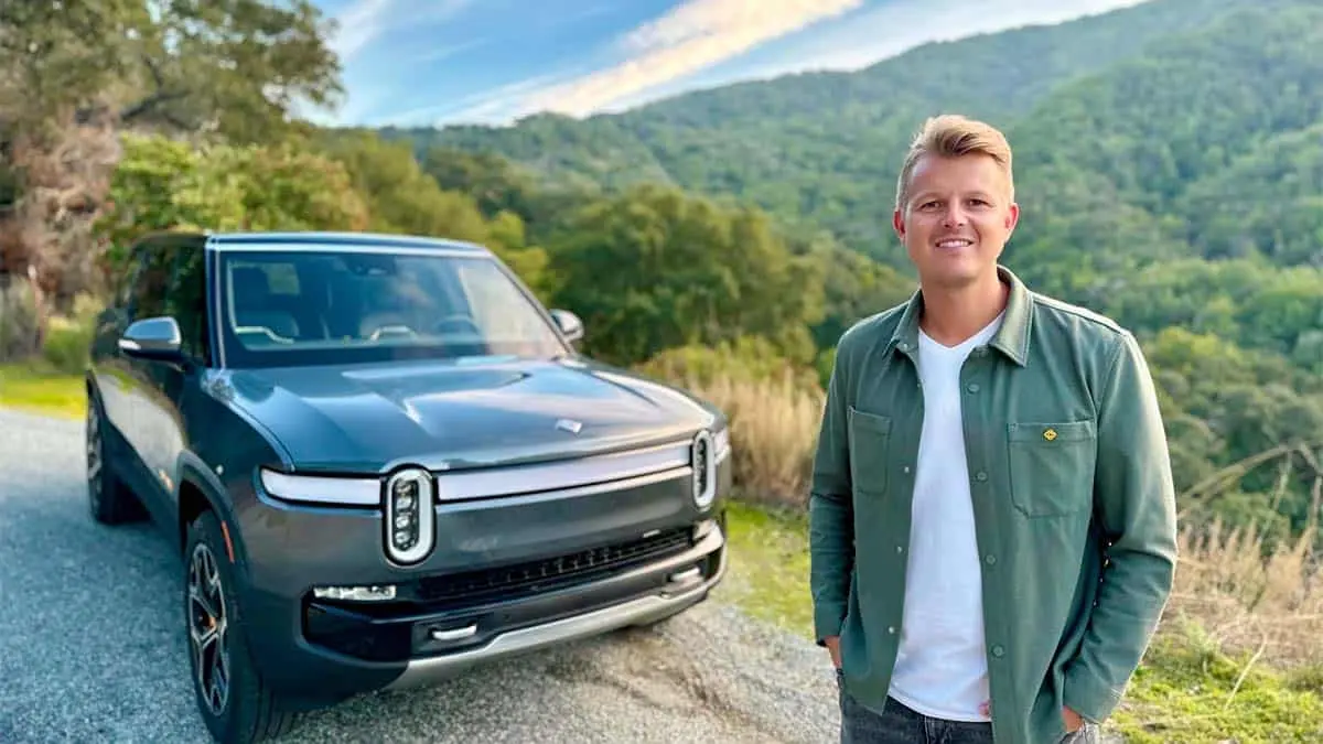 Rivian contrata a Jonas Reinke (ex-Apple)
