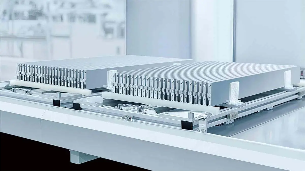 Bater&iacute;a Blade de BYD en un proceso de fabricaci&oacute;n
