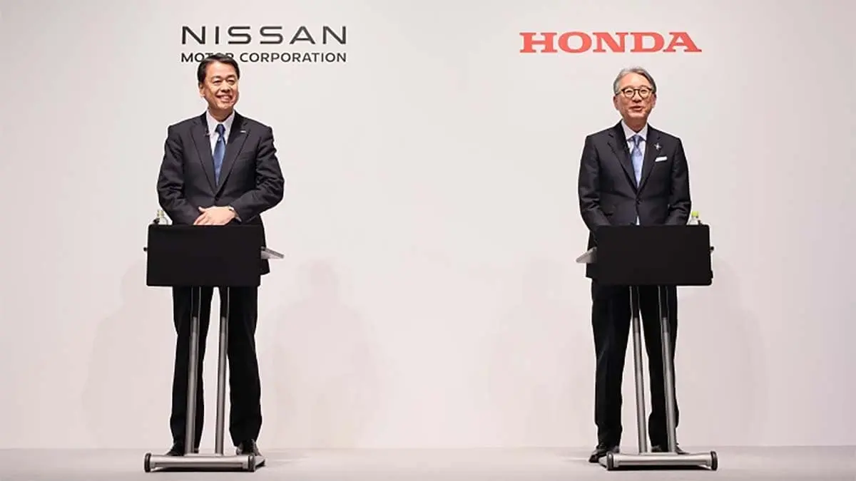 Anuncio acuerdo colaboraci&oacute;n Nissan y Honda