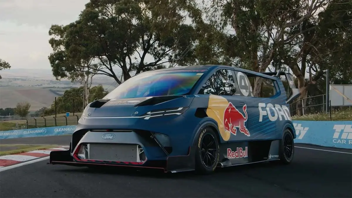 supervan el&eacute;ctrica Ford 1400 CV