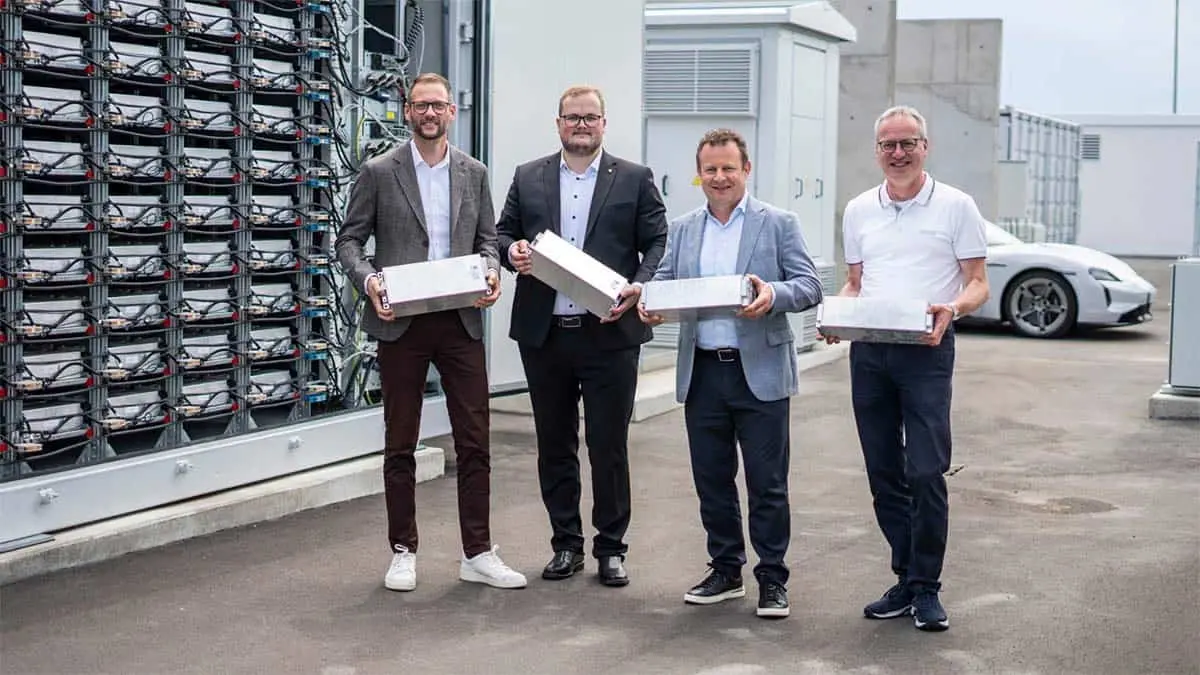Bater&iacute;as Porsche Taycan usadas como almacenamiento