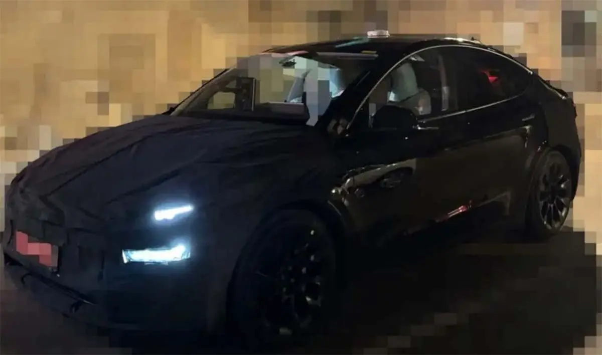 Tesla Model Y Juniper en China