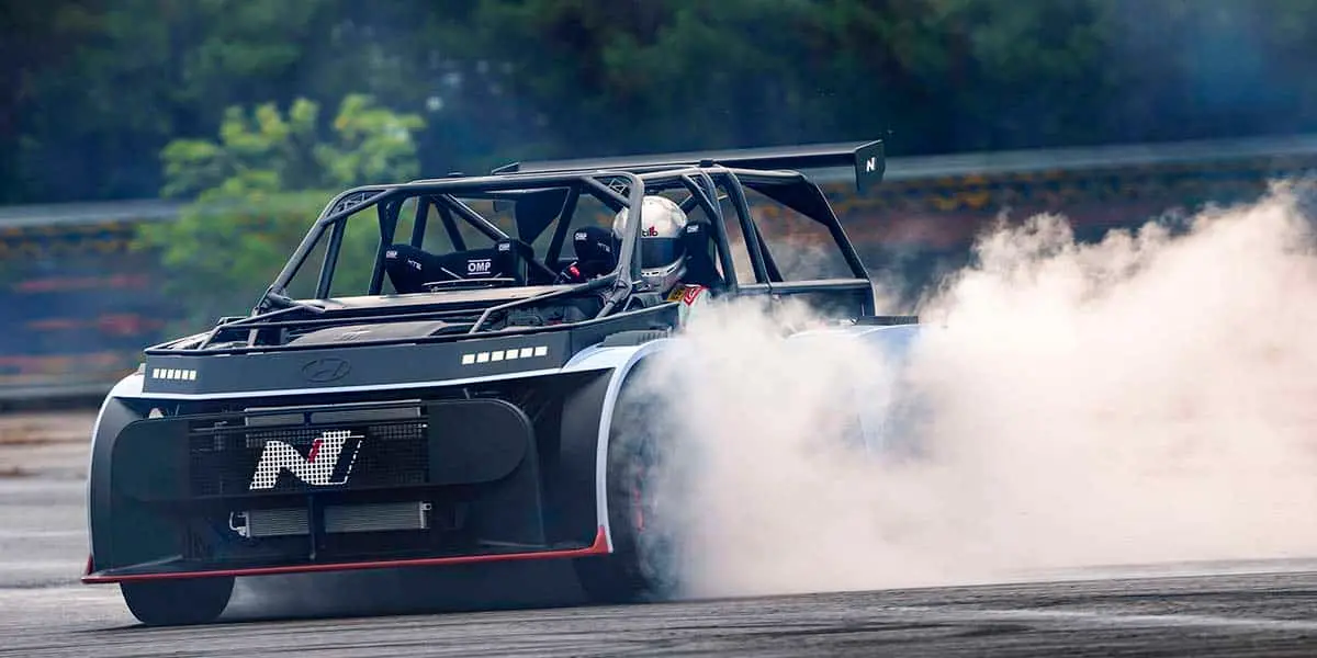 Hyundai-RN24_