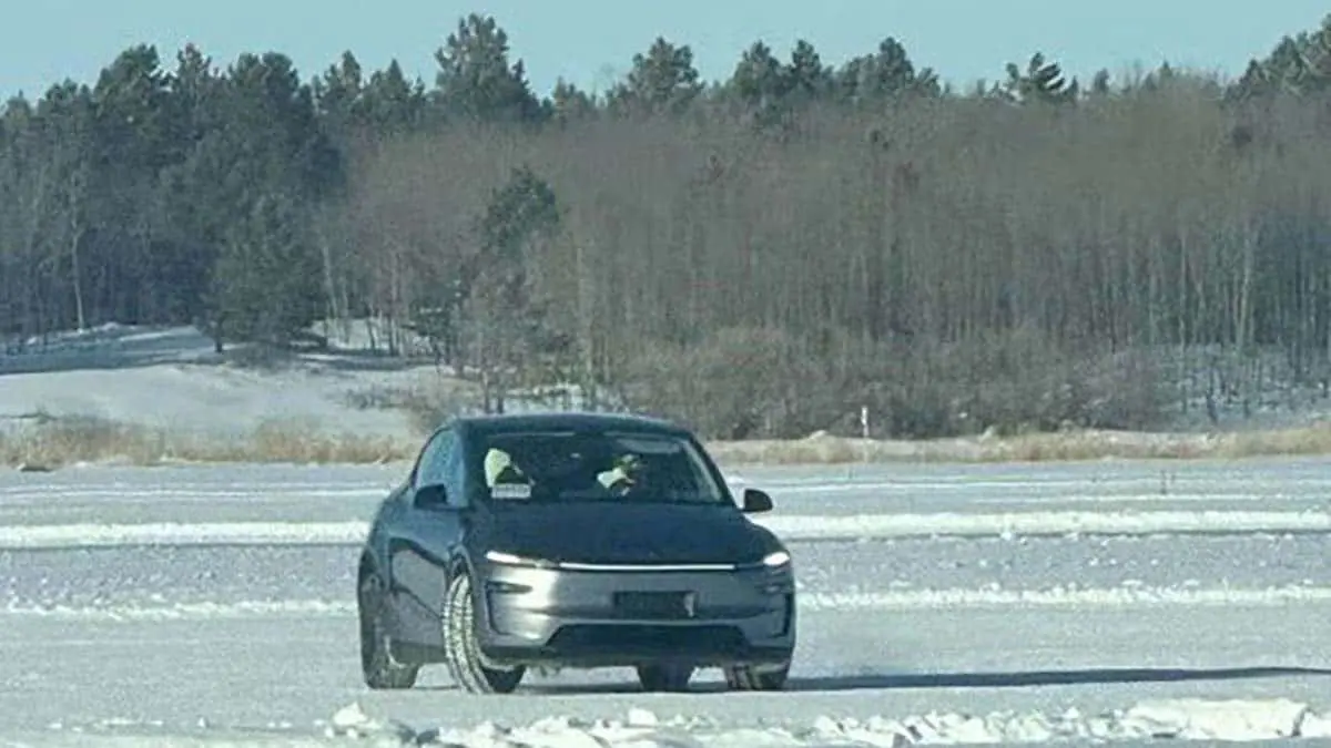 Tesla Model Y Juniper sin camuflaje