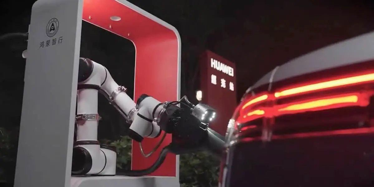 Huawei-brazo-robotico-carga_Maextro