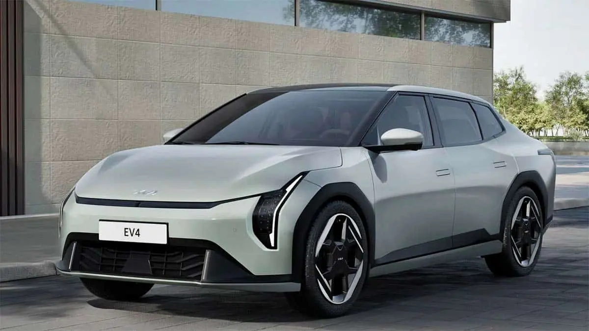 KIA EV4
