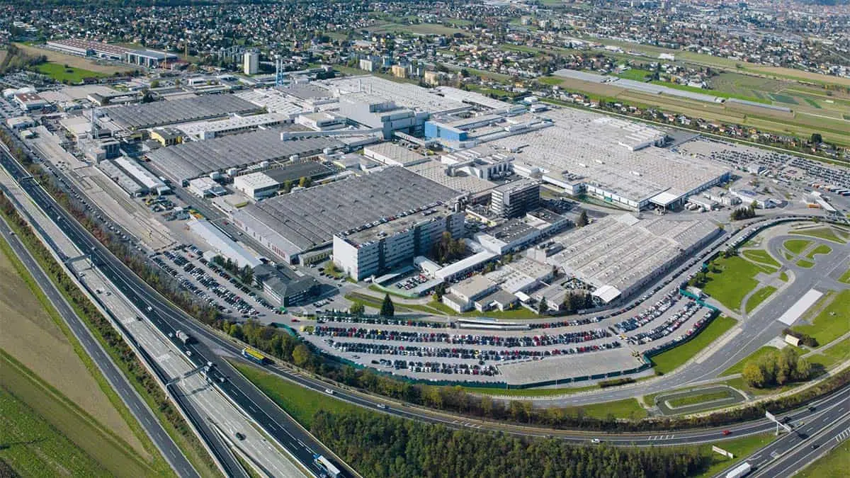 Magna f&aacute;brica Austria