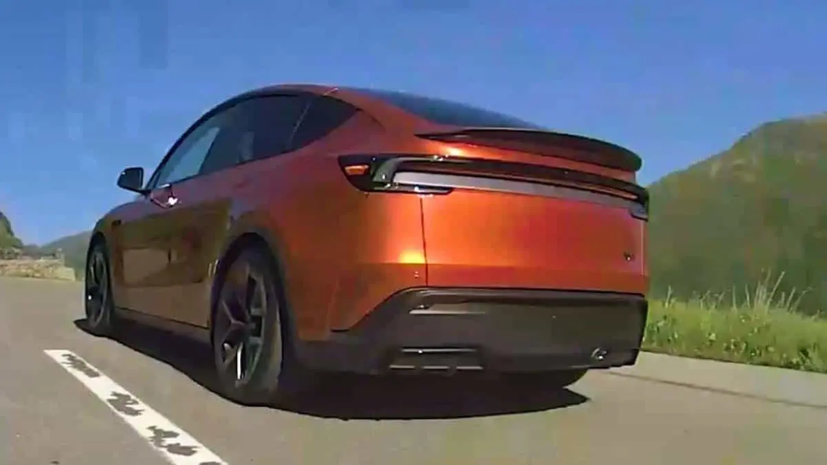 Nuevo Tesla Model Y Performance