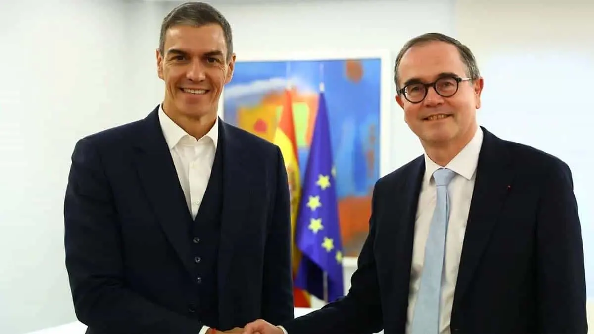 Pedro Sanchez con el presidente de Renault