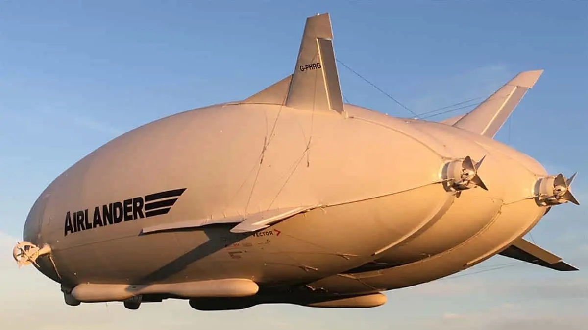 Foto del zepelin de hidr&oacute;geno Airlander 10