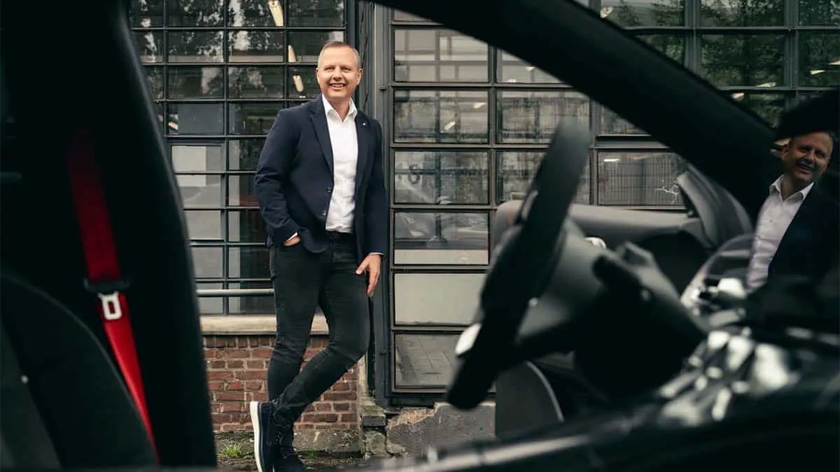 Nuevo CEO smart Europa posando, (Wolfgang Ufer)