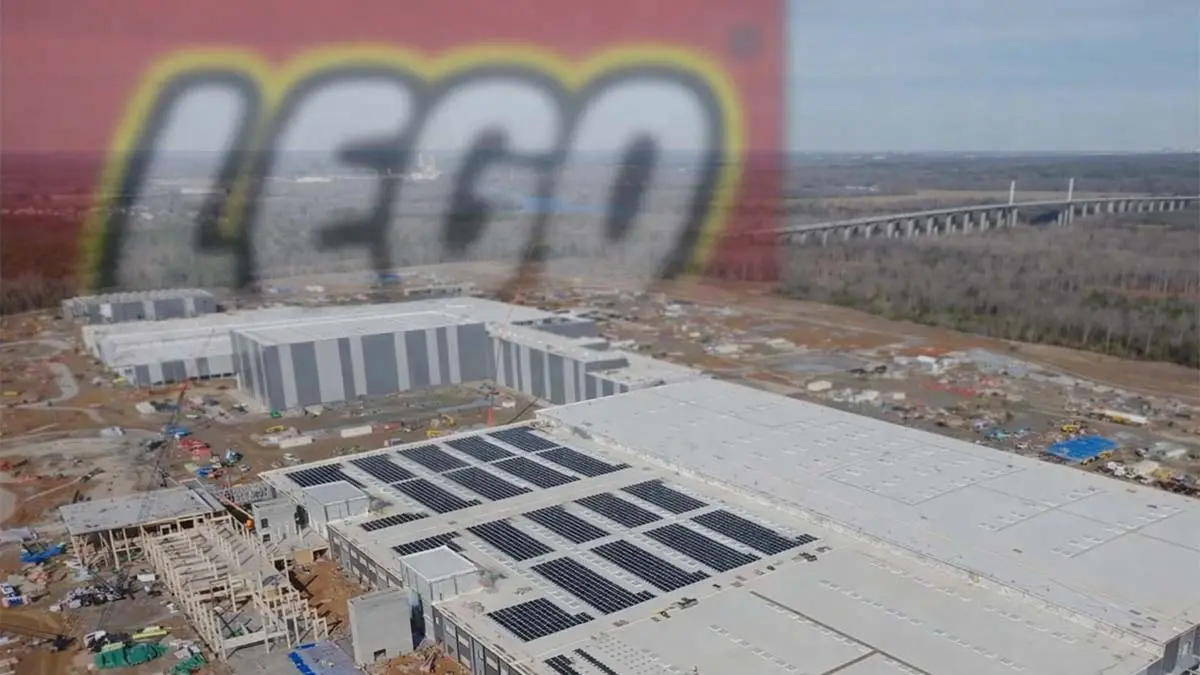 F&aacute;brica de LEGO (paneles solares)