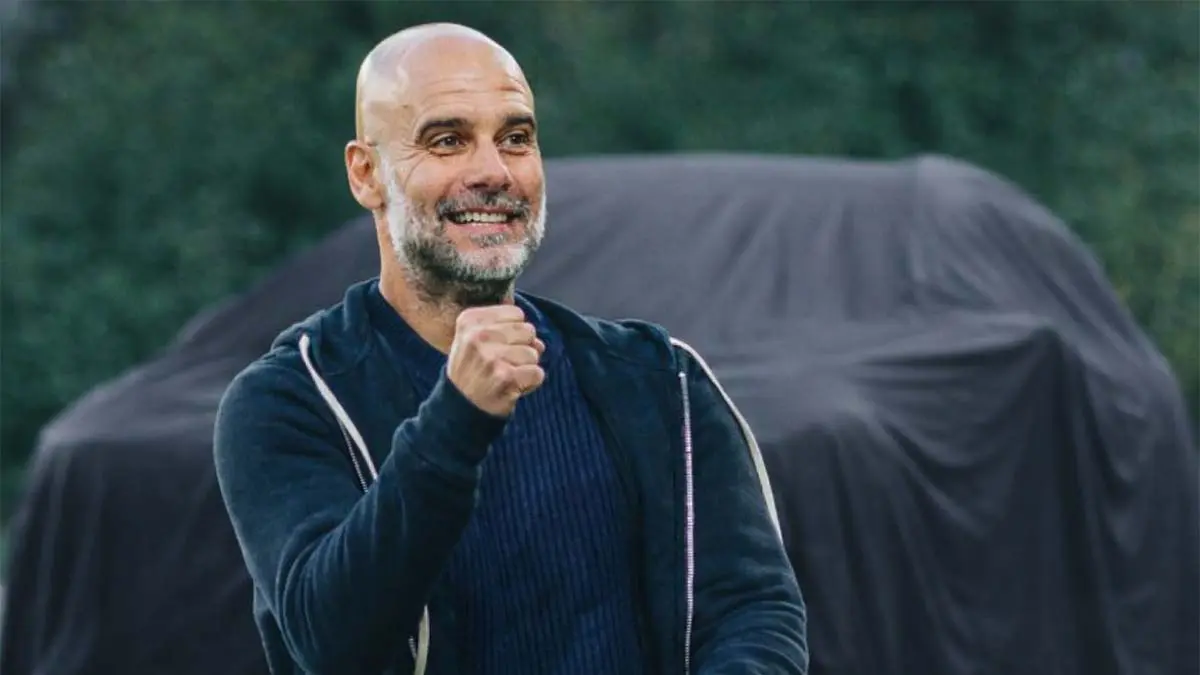 Pep Guardiola recibe su nuevo coche el&eacute;ctrico de marca china