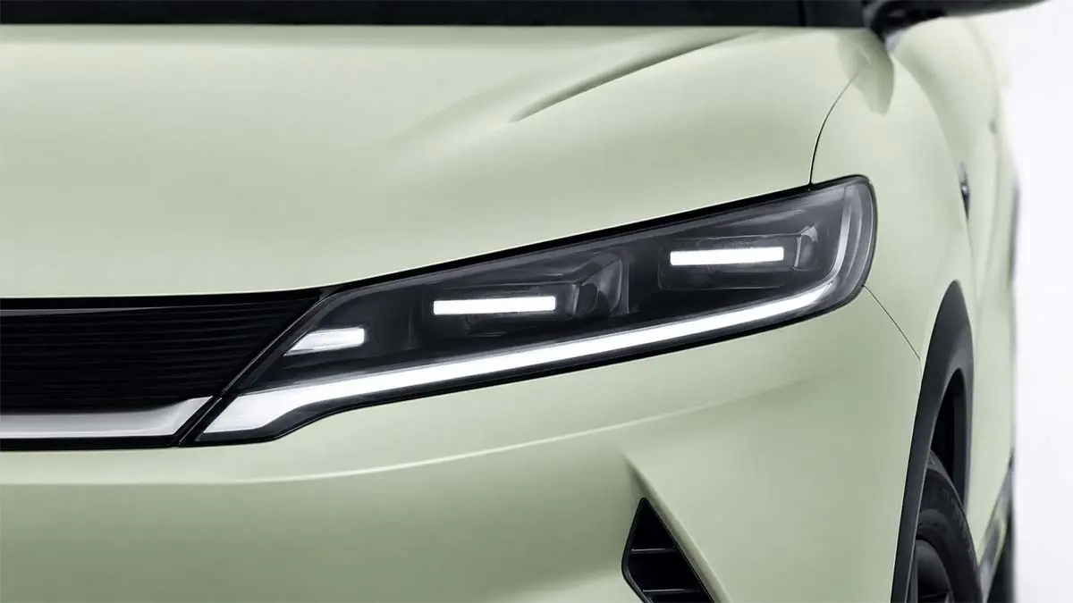 Detalle de las &oacute;pticas del BYD ATTO 2 Comfort