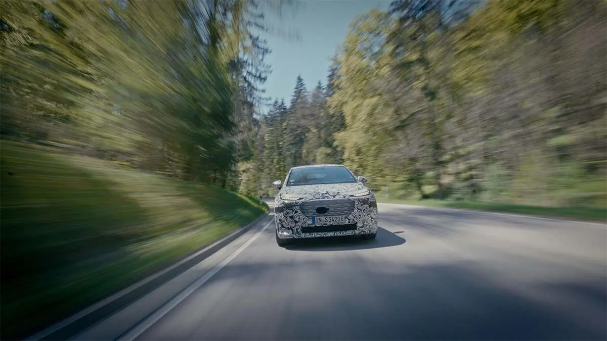 Audi A2 e-Tron en pruebas con camuflaje