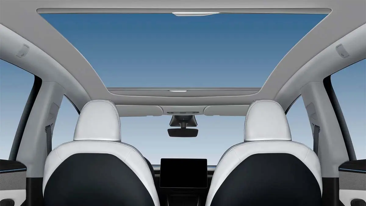 Parasol retr&aacute;ctil para el Tesla Model Y