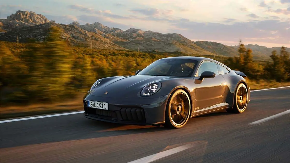 Porsche-911-GTS-2026