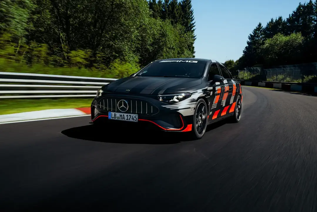 Mercedes AMG CLA 45 en el circuito de Nurburgring