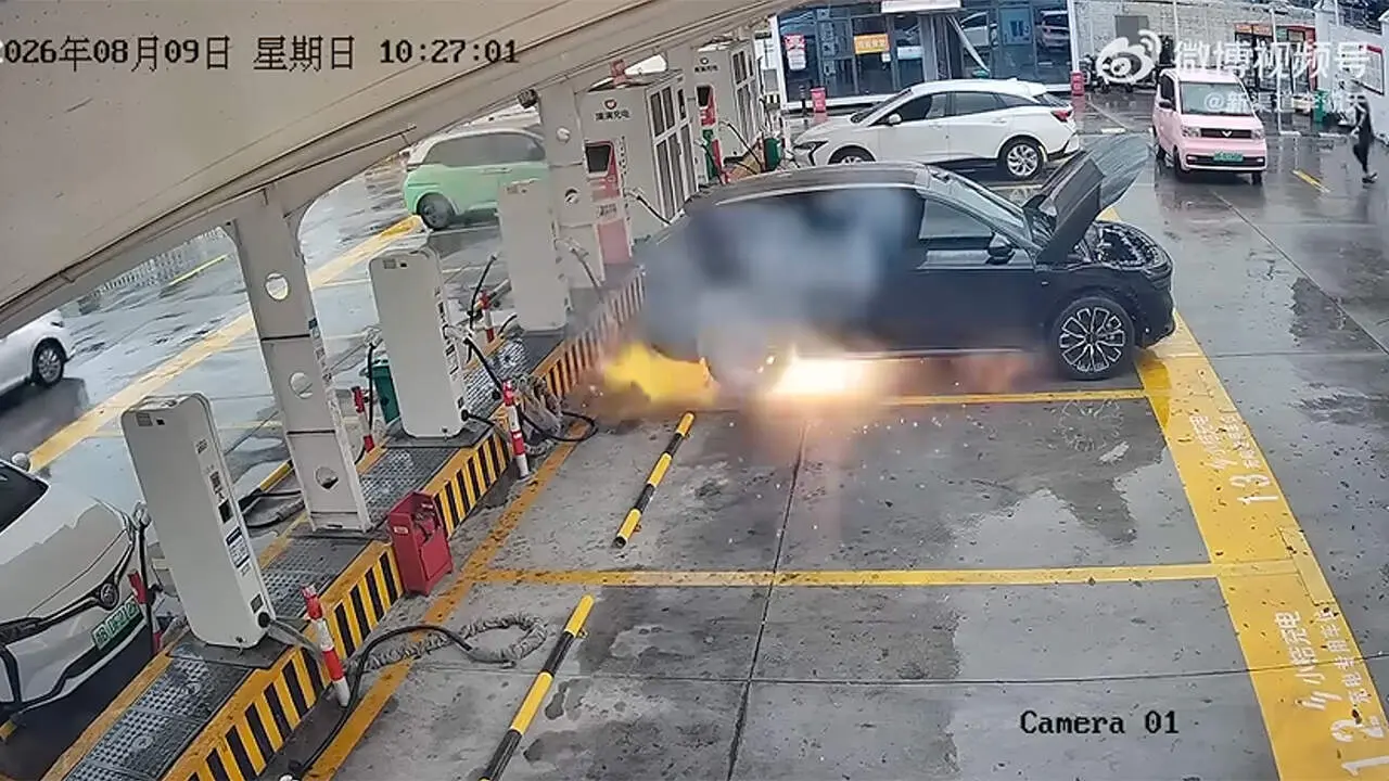 Incendio de un Zeekr 7X