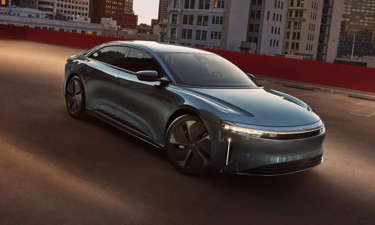 Lucid Air 2027