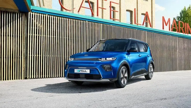 kia-soul-azul-frontal-aparcado