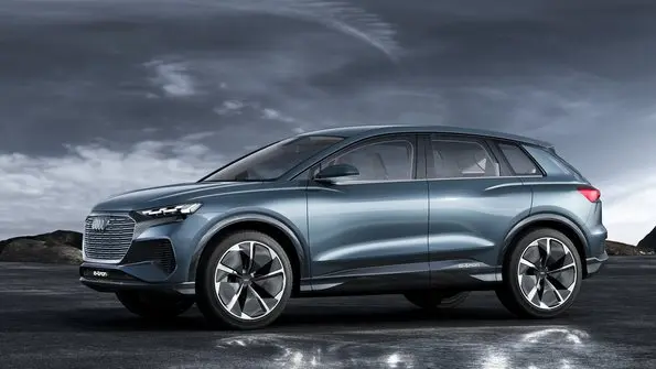 lateral Audi Q4 e-tron concept